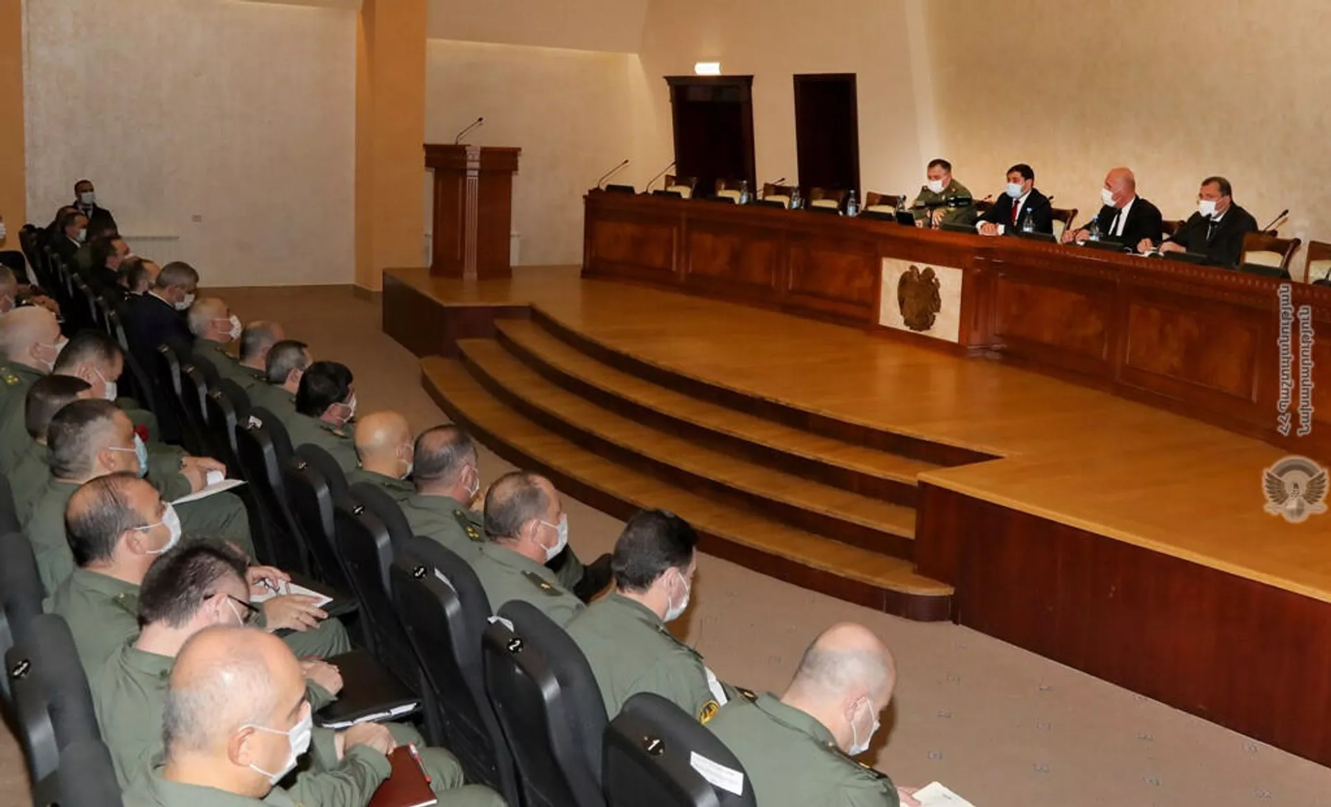 Խորհրդատվություն պաշտպանության նախարար Սուրեն Պապիկյանի գլխավորությամբ ՊՆ, ԶՈՒ և ԶՈՒ ԳՇ ղեկավար կազմի մասնակցությամբ (27 նոյեմբերի, 2021). Երևամ - Sputnik Արմենիա, 1920, 27.11.2021