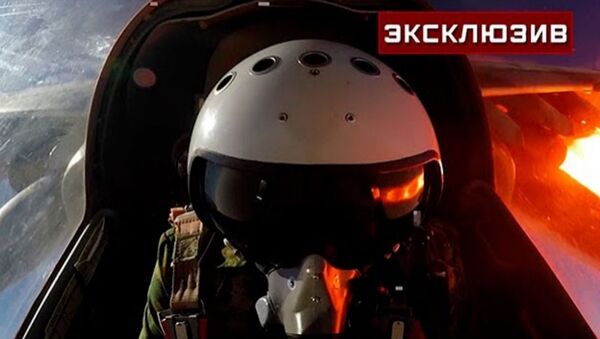 Эксклюзивные кадры из кабины Су-25СМ3 - Sputnik Армения