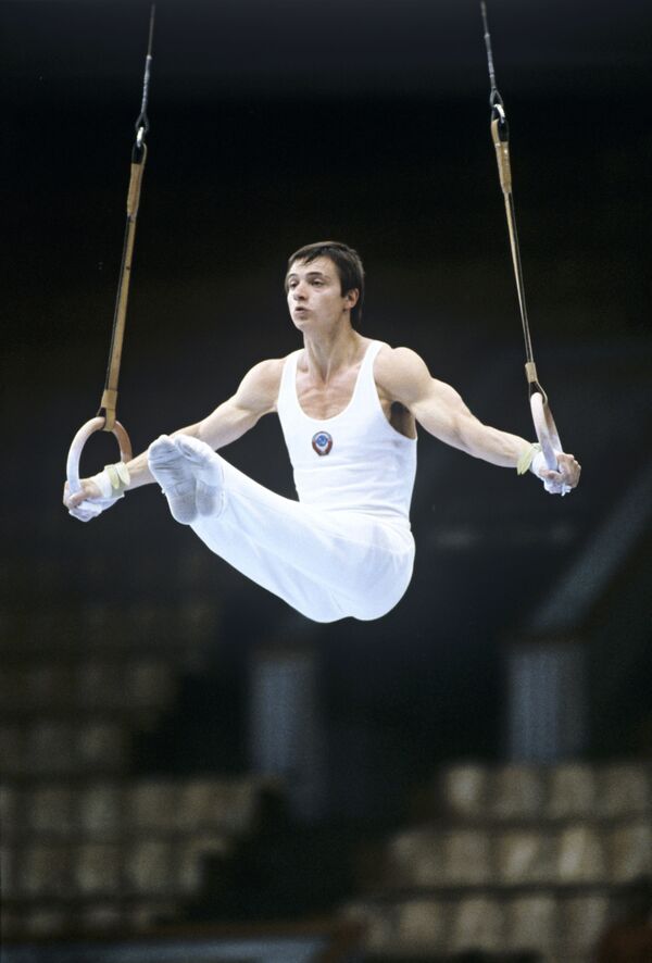Абсолютный чемпион СССР 1979 года по спортивной гимнастике, олимпийский чемпион 1980 года в командном первенстве Эдуард Азарян Абсолютный чемпион СССР 1979 года по спортивной гимнастике, олимпийский чемпион 1980 года в командном первенстве Эдуард Азарян - Sputnik Армения