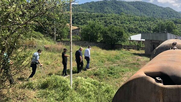 Омбудсмен Арман Татоян посетил попавшие под обстрел населенные пункты Тавуша (15 июля 2020). Берд - Sputnik Արմենիա