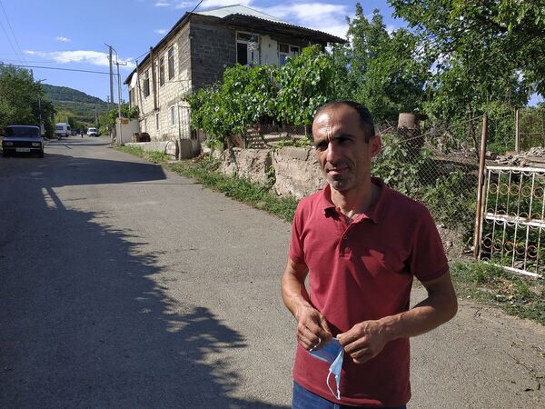 Ապրել ենք ուզում, բայց չեն թողնում. կյանքը Ադրբեջանին սահմանակից գյուղերում. լուսանկարներ Ապրել ենք ուզում, բայց չեն թողնում. կյանքը Ադրբեջանին սահմանակից գյուղերում. լուսանկարներ - Sputnik Արմենիա