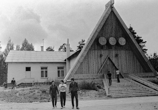 Ушли почти в ноль: сколько потратили на Олимпиаду-80? Ушли почти в ноль: сколько потратили на Олимпиаду-80? - Sputnik Армения