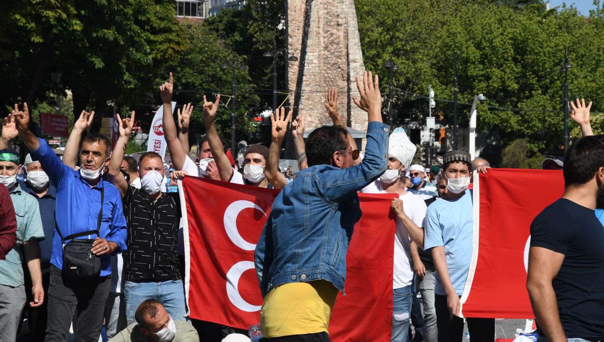 Турков бьют. Греция и Турция. Стамбул 2020. Развал Турции. Греция и Турция конфликт.