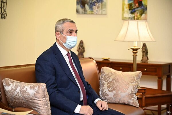 Ինչ է անհրաժեշտ խաղաղ գործընթացի վերականգնման համար. Մնացականյանը հանդիպել է Մայիլյանի հետ Ինչ է անհրաժեշտ խաղաղ գործընթացի վերականգնման համար. Մնացականյանը հանդիպել է Մայիլյանի հետ - Sputnik Արմենիա