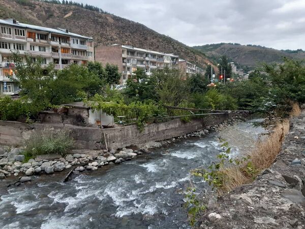 Զիփլայն, փաբ, գետեր ու կատուներ. ինչ կարելի է տեսնել Կապանում Զիփլայն, փաբ, գետեր ու կատուներ. ինչ կարելի է տեսնել Կապանում - Sputnik Արմենիա