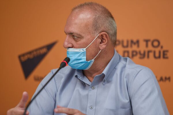 Вагаршак Арутюнян должен устранить дисбаланс в отношениях с Москвой - политтехнолог Вагаршак Арутюнян должен устранить дисбаланс в отношениях с Москвой - политтехнолог - Sputnik Армения