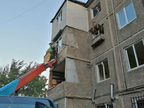 Просыпаешься – и у тебя больше нет дома: взрыв в Ереване глазами очевидца Просыпаешься – и у тебя больше нет дома: взрыв в Ереване глазами очевидца - Sputnik Армения