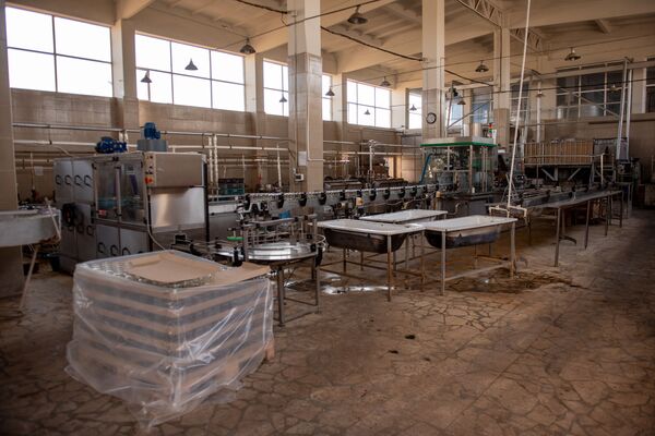 Ад после утреннего кофе: известны новые подробности взрыва и пожара в Прошянском заводе Ад после утреннего кофе: известны новые подробности взрыва и пожара в Прошянском заводе - Sputnik Армения