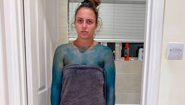 Блогер разыграл девушку в ванне с красителем - Sputnik Արմենիա