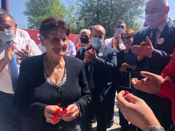 Հաջորդ տարի տեղը հանելու ենք. ինչպես Գյումրին նշեց իր տոնը Հաջորդ տարի տեղը հանելու ենք. ինչպես Գյումրին նշեց իր տոնը - Sputnik Արմենիա