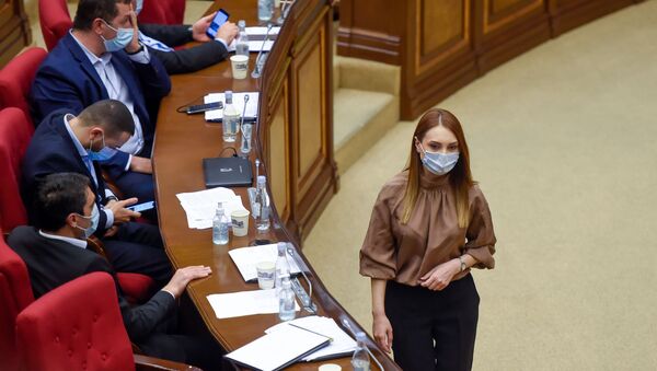 Руководитель фракции Мой шаг Лилит Макунц на очередном заседании Национального собрания Армении (16 сентября 2020). Еревaн - Sputnik Արմենիա