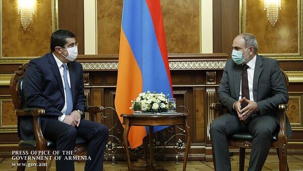 Премьер-министр Никол Пашинян встретился с президентом Карабаха Араиком Арутюняном (21 сентября 2020). Еревaн - Sputnik Армения