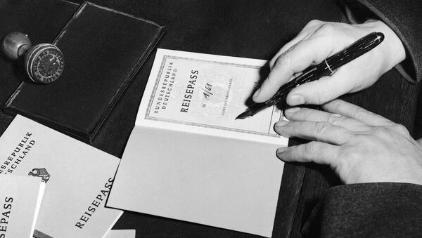 Паспорт гражданина Федеративная Республика Германия (1951 год) - Sputnik Արմենիա