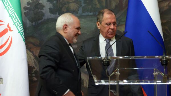 Министр иностранных дел РФ Сергей Лавров (справа) и министр иностранных дел Исламской Республики Иран Мухаммад Джавад Зариф  - Sputnik Армения