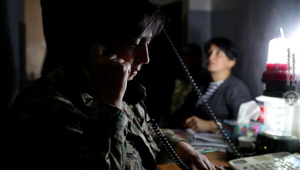 Армянские военнослужащие на передовой - Sputnik Армения