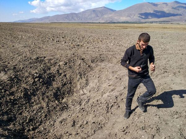 Вооруженные силы Армении сбили два беспилотника под Варденисом - репортаж с места Вооруженные силы Армении сбили два беспилотника под Варденисом - репортаж с места - Sputnik Армения