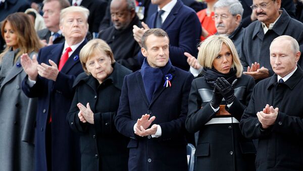 Лидеры РФ, Франции, Германии и США на мемориальной церемонии у Триумфальной арки по случаю 100-летия окончания Первой мировой войны (11 ноября 2018). Париж - Sputnik Արմենիա