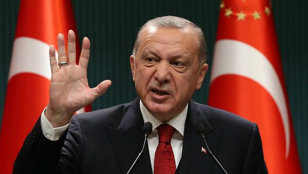 Президент Турции Реджеп Тайип Эрдоган во время пресс-конференции после заседания кабинета министров (21 сентября 2020). Анкара - Sputnik Արմենիա