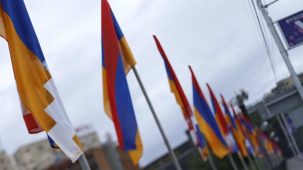 Флаги Армении и Карабаха - Sputnik Армения