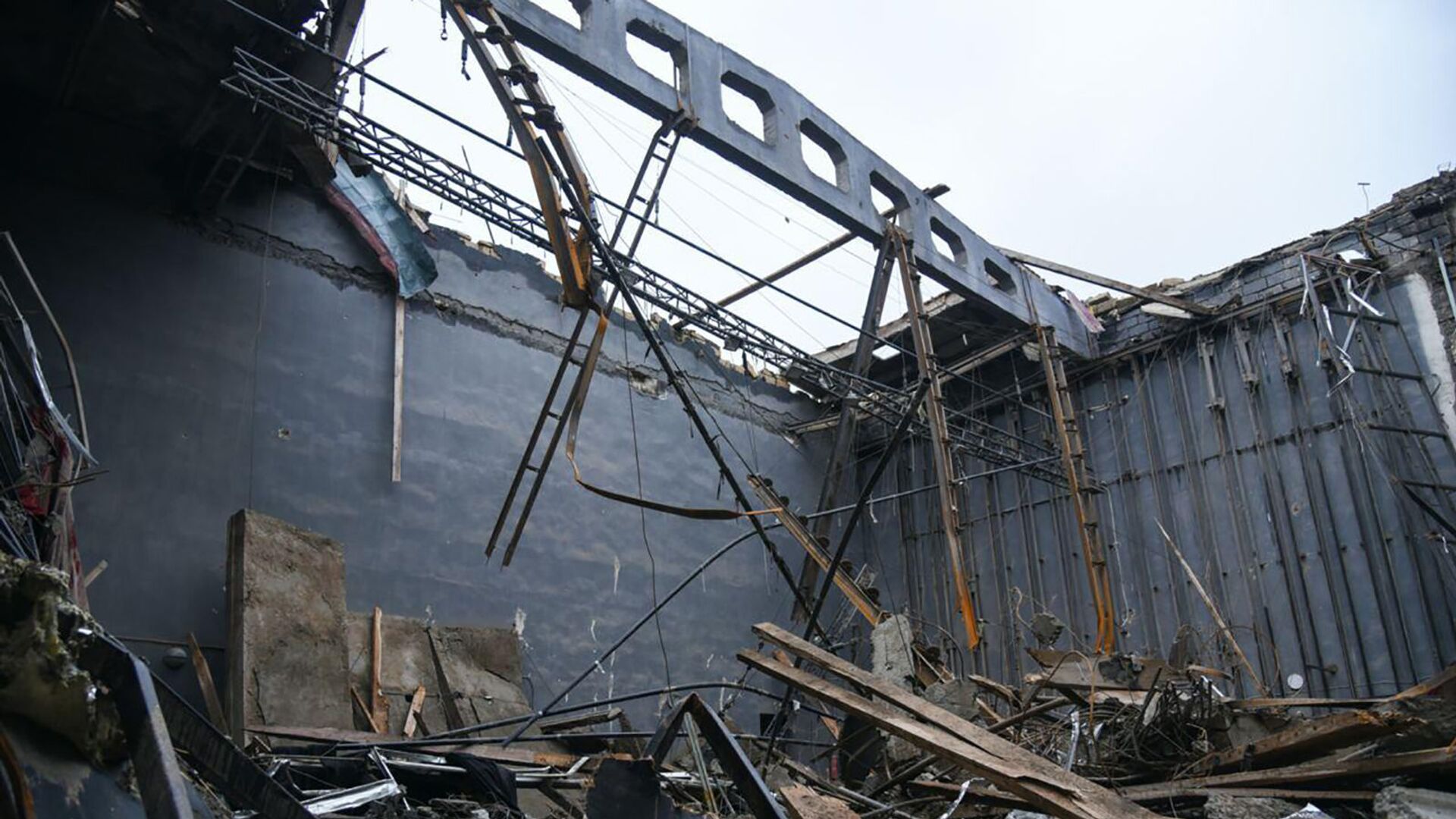 Մշակույթի տան ավերված շենքը - Sputnik Արմենիա, 1920, 05.11.2021