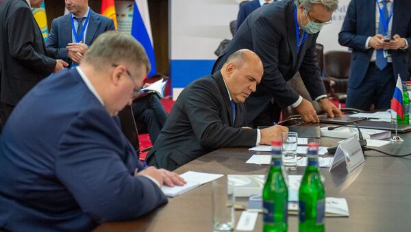 Председатель правительства России Михаил Мишустин на заседании Евразийского межправительственного совета (9 октября 2020). Еревaн - Sputnik Արմենիա