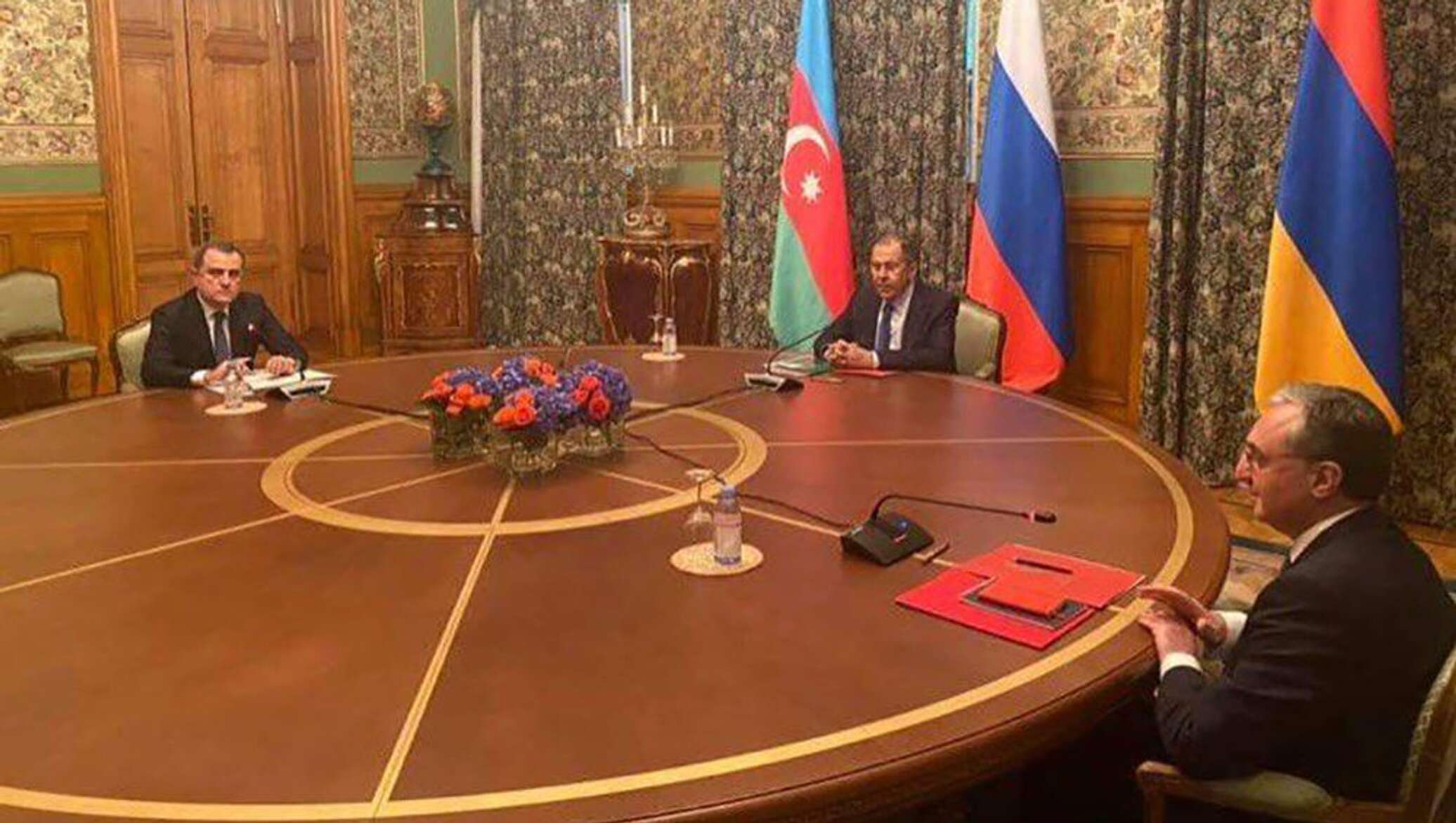 переговоры прекращение огня. лавров с министром иностранных дел азербайджана. российско-украинские переговоры в турции. переговоры делегаций россии и украины. мирные переговоры с украиной.