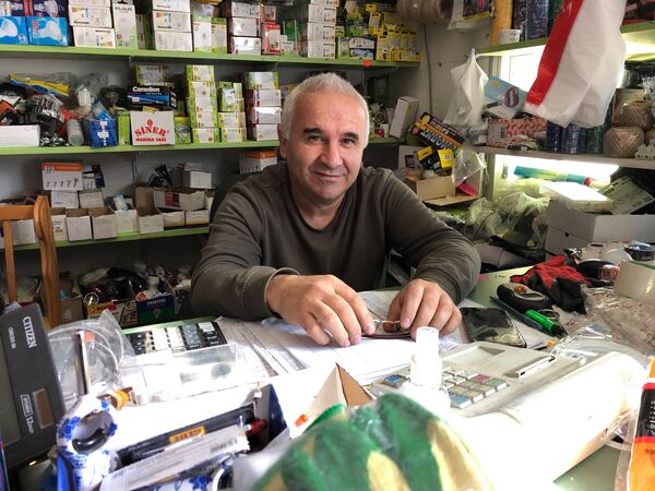 «Ստորգետնյա կյանքի» պահանջները, կամ ինչպես է ապրում Ստեփանակերտը վերջին օրերին «Ստորգետնյա կյանքի» պահանջները, կամ ինչպես է ապրում Ստեփանակերտը վերջին օրերին - Sputnik Արմենիա