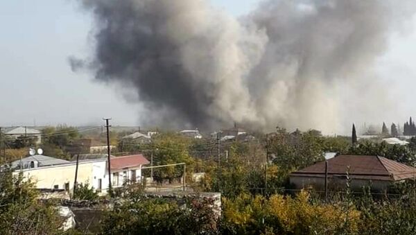 Противник применил военную авиацию по городу Мартакерт (29 октября 2020). Карабах - Sputnik Армения