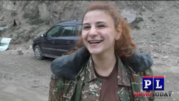 Армянская девушка приехала на фронт в Нагорный Карабах - Sputnik Արմենիա