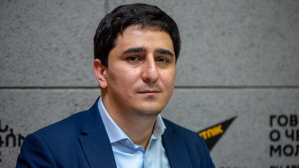 Представитель Армении в Европейском суде по правам человека Егише Киракосян в гостях радио Sputnik - Sputnik Армения