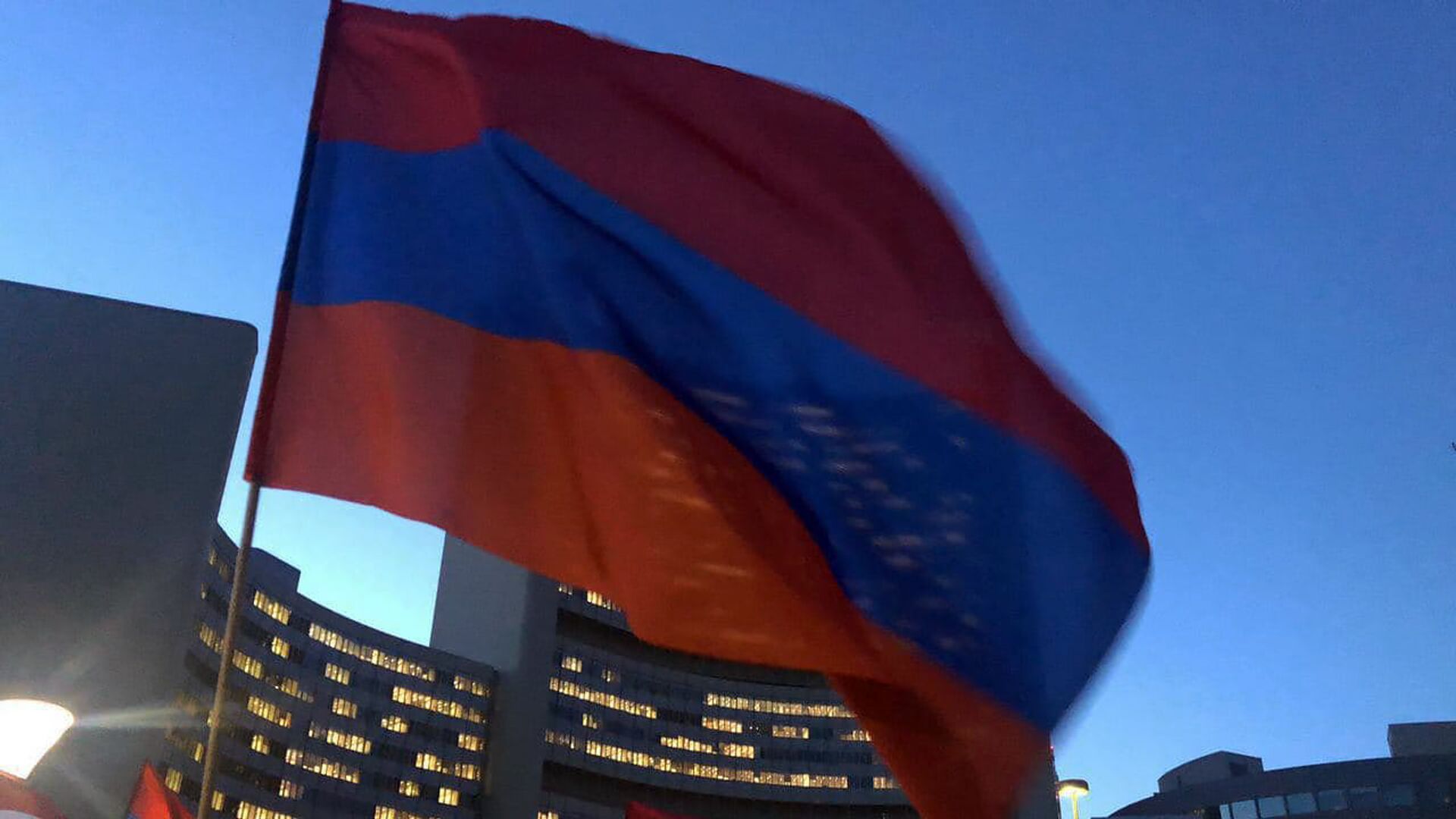 Акция армянской диаспоры Австрии в поддержку Карабаха перед Венским международным центром (1 ноября 2020). Вена - Sputnik Армения, 1920, 31.05.2023