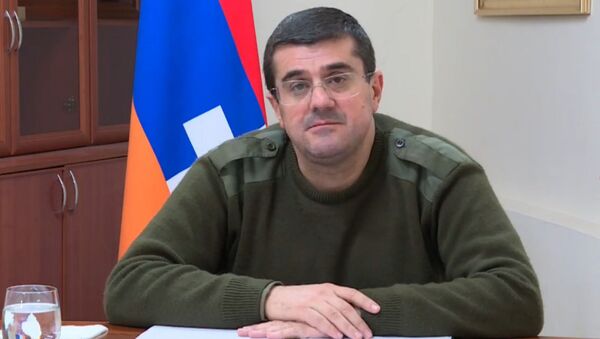 Выступление президента НКР Араика Арутюняна в прямом эфире (10 ноября 2020). Степанакерт - Sputnik Армения
