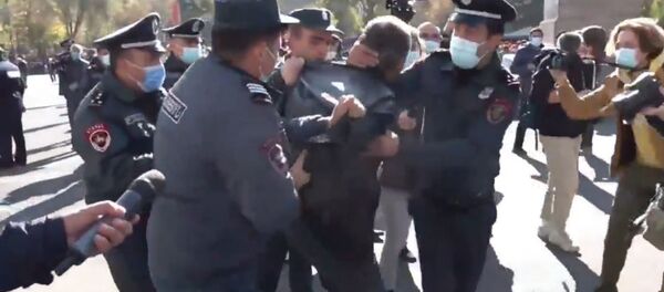 Ситуация на площади Свободы (11 ноября 2020). Еревaн - Sputnik Армения