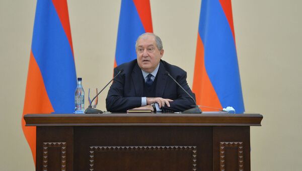 Президент Армен Саркисян встретился с группой представителей культурной и спортивной сфер, а также неправительственных организаций (13 ноября 2020). Еревaн - Sputnik Армения