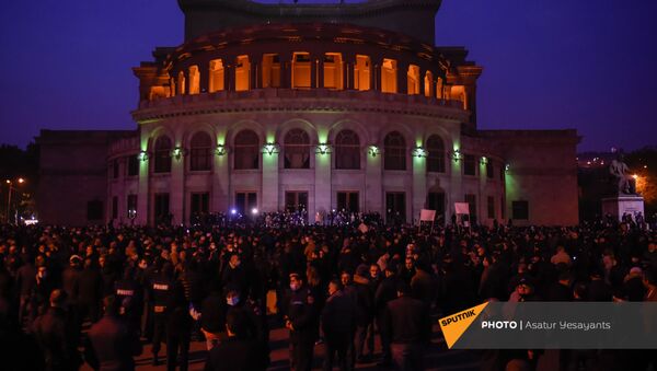 Митинг оппозиции на площади Свободы (16 ноября 2020). Еревaн - Sputnik Արմենիա