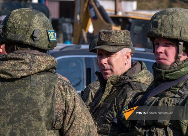 Блокпост российских миротворческих сил в Лачинском коридоре (17 ноября 2020). Карабах Блокпост российских миротворческих сил в Лачинском коридоре (17 ноября 2020). Карабах - Sputnik Армения