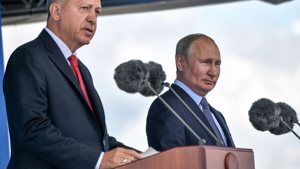 Президенты России и Турции Владимир Путин и Реджеп Тайип Эрдоган выступают с совместной речью (27 августа 2019). Подмосковье - Sputnik Արմենիա
