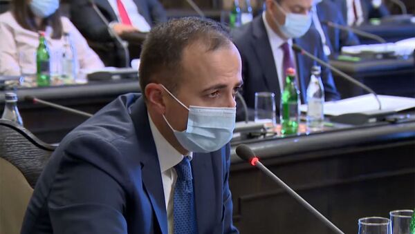 Министр здравоохранения Арсен Торосян во время очередного заседания правительства Армении (26 ноября 2020). Еревaн - Sputnik Արմենիա