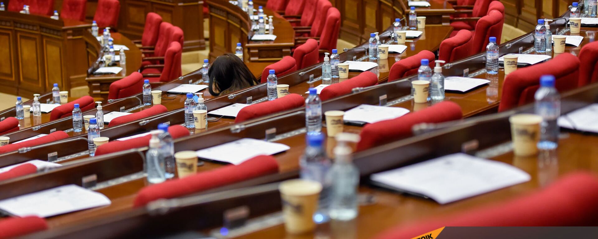 Внеочередное заседание Парламента Армении (26 ноября 2020). Еревaн - Sputnik Արմենիա, 1920, 17.06.2021