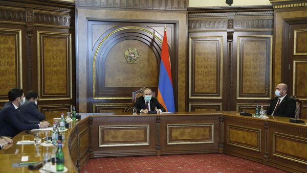 Премьер-министр Никол Пашинян провел консультации в правительстве с участием губернаторов регионов (26 ноября 2020). Еревaн - Sputnik Արմենիա