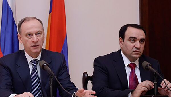 Встреча секретаря Совета Безопасности РФ Николая Патрушева и бывшего секретаря Совета Безопасности Армении Артура Багдасаряна (27 ноября 2020). Москва - Sputnik Արմենիա