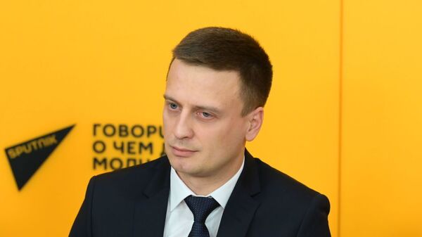 Руководитель Центра странового анализа Евразийского банка развития (ЕАБР) Алексей Кузнецов  - Sputnik Армения