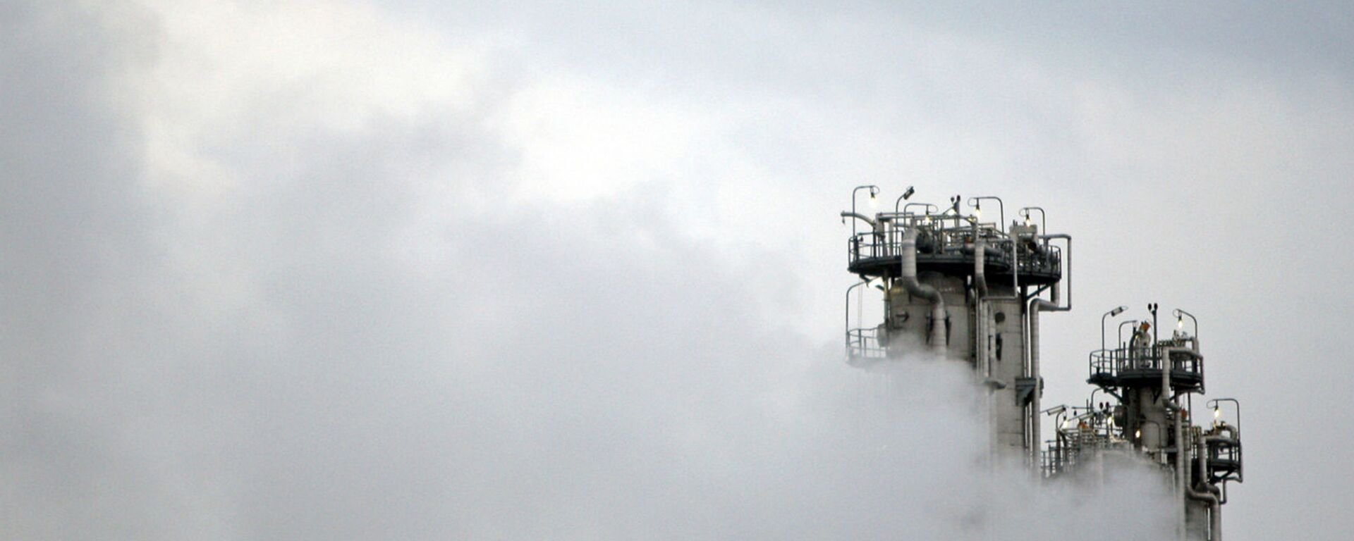 Пары тяжелой воды ядерной установки в Араке к юго-западу от Тегерана (1 июля 2019). Иран - Sputnik Армения, 1920, 08.12.2021