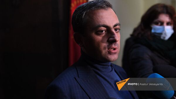 Представитель Верховного органа АРФ Дашнакцутюн Ишхан Сагателян после встречи представителей оппозиции в здании Верховного органа АРФД (3 декабря 2020). Еревaн - Sputnik Армения