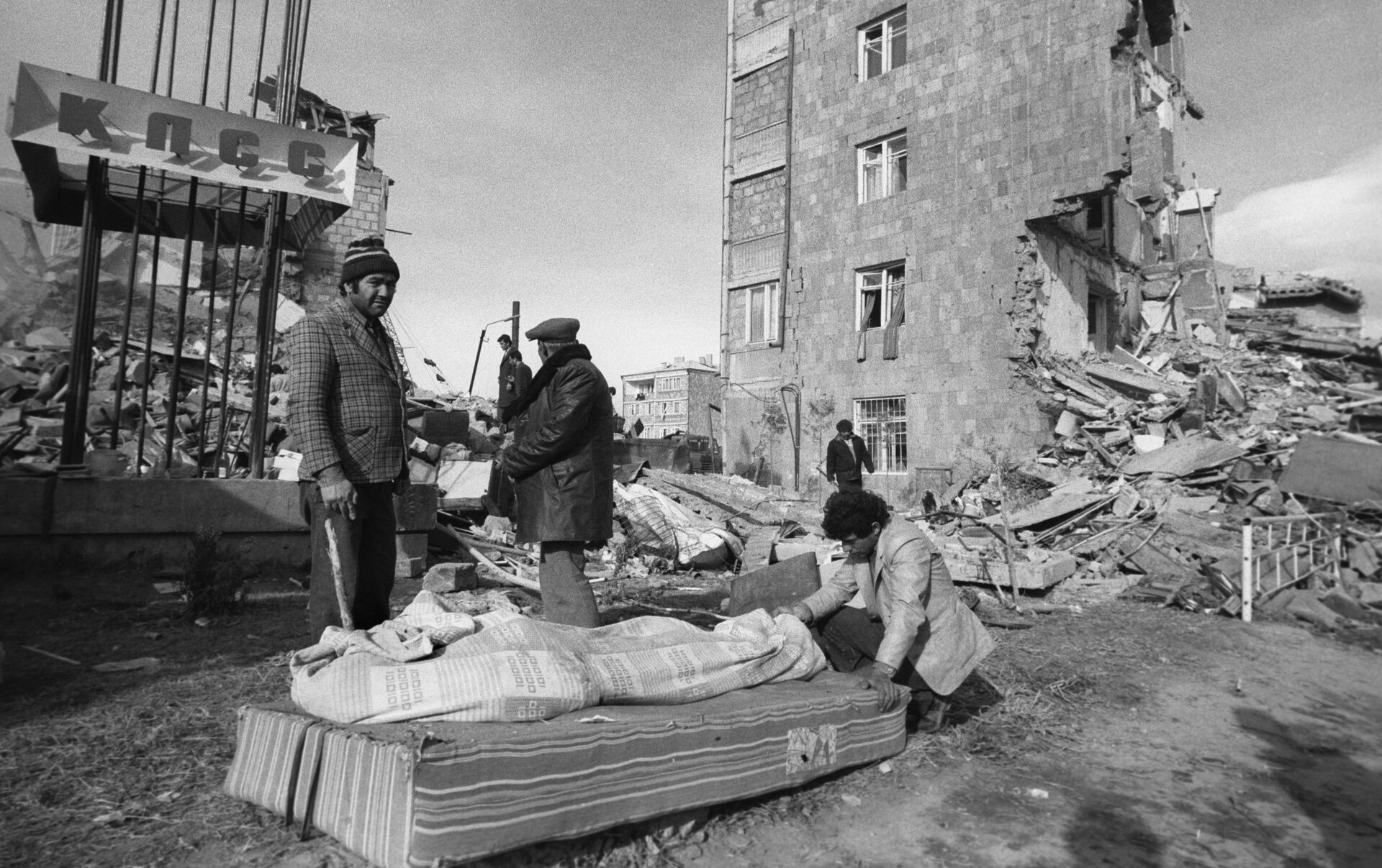 землетрясение армения 1988 википедия