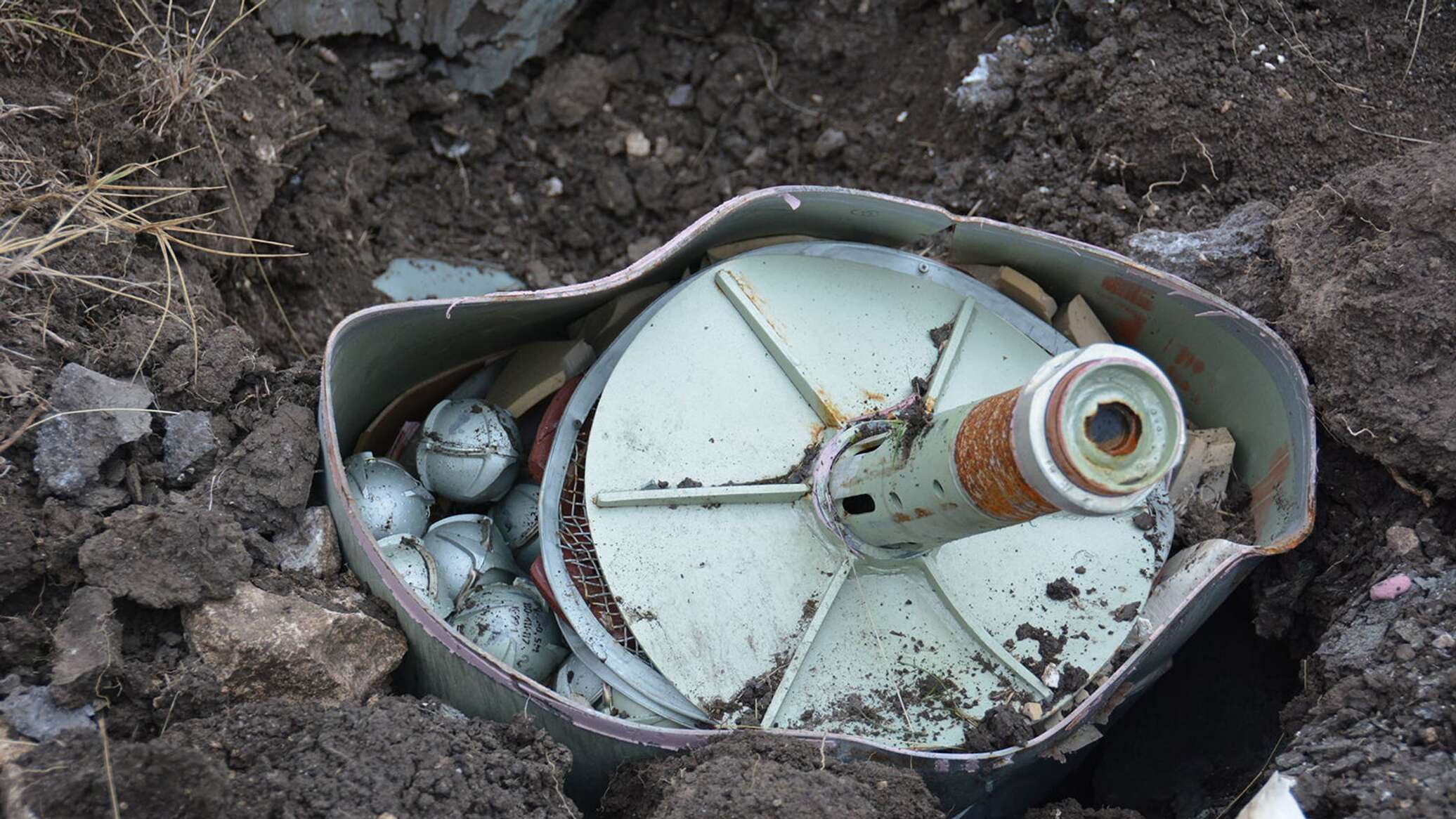 Снаряды и мины в Карабахе
