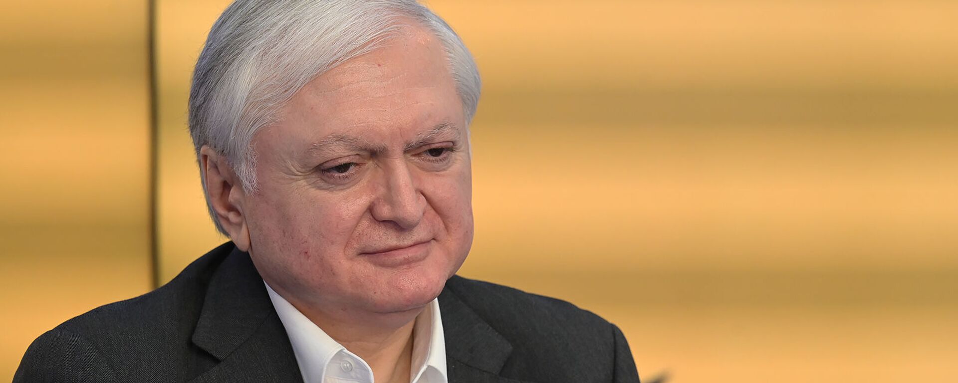 Эдвард Налбандян во время круглого стола по теме урегулирования конфликта в НКР (11 декабря 2020). Москвa - Sputnik Արմենիա, 1920, 11.12.2020