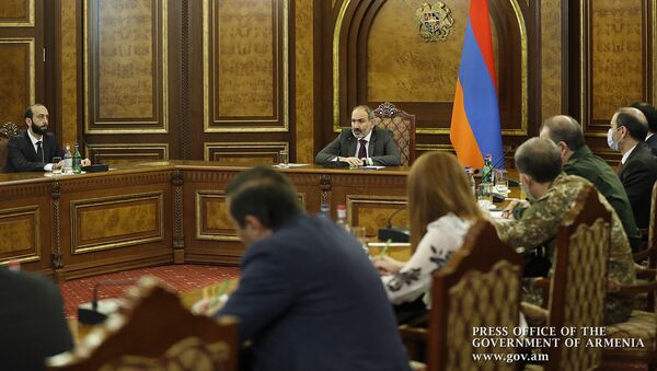 Премьер-министр Никол Пашинян на заседании Совета безопасности (13 декабря 2020). Еревaн - Sputnik Армения