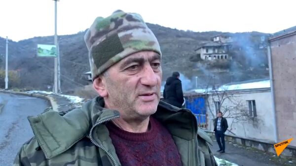 Азербайджанцы хотят поделить телевышку села Чакатен в Сюнике: в СССР граница была дальше Азербайджанцы хотят поделить телевышку села Чакатен в Сюнике: в СССР граница была дальше - Sputnik Армения
