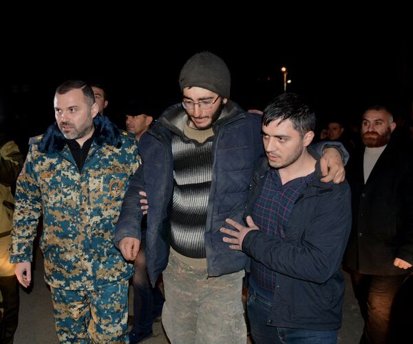 Вещий сон мамы и спасение армянских солдат: как Давид Саакян выжил во  вражеском тылу - 21.12.2020, Sputnik Армения